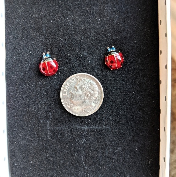 Sale! New Adorable Dainty Little Lady Bug Stud Earrings - Picture 3 of 11